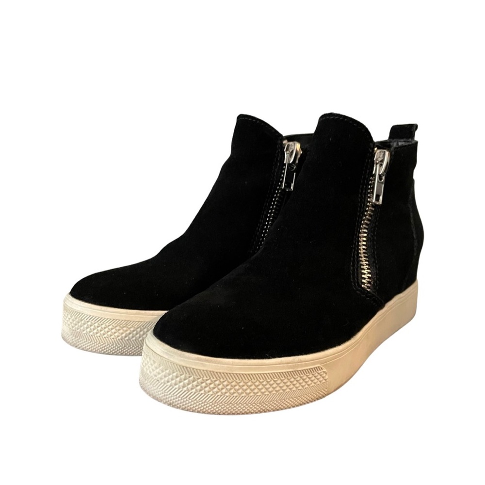 Steve Madden Women’s Wedgie Sneaker